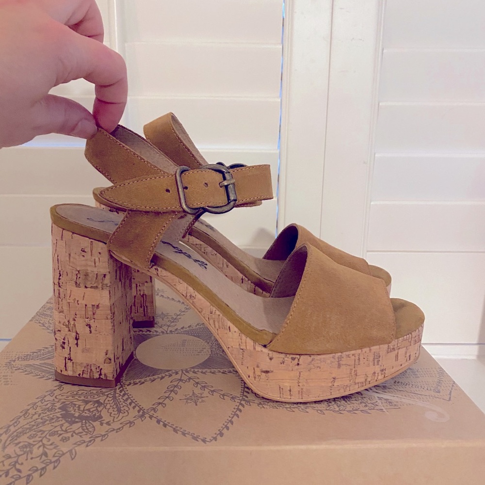 Free People platform sandals